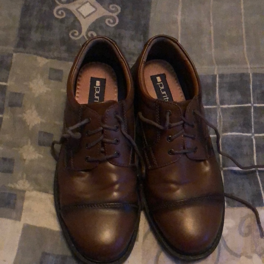 Puritan dress shoes